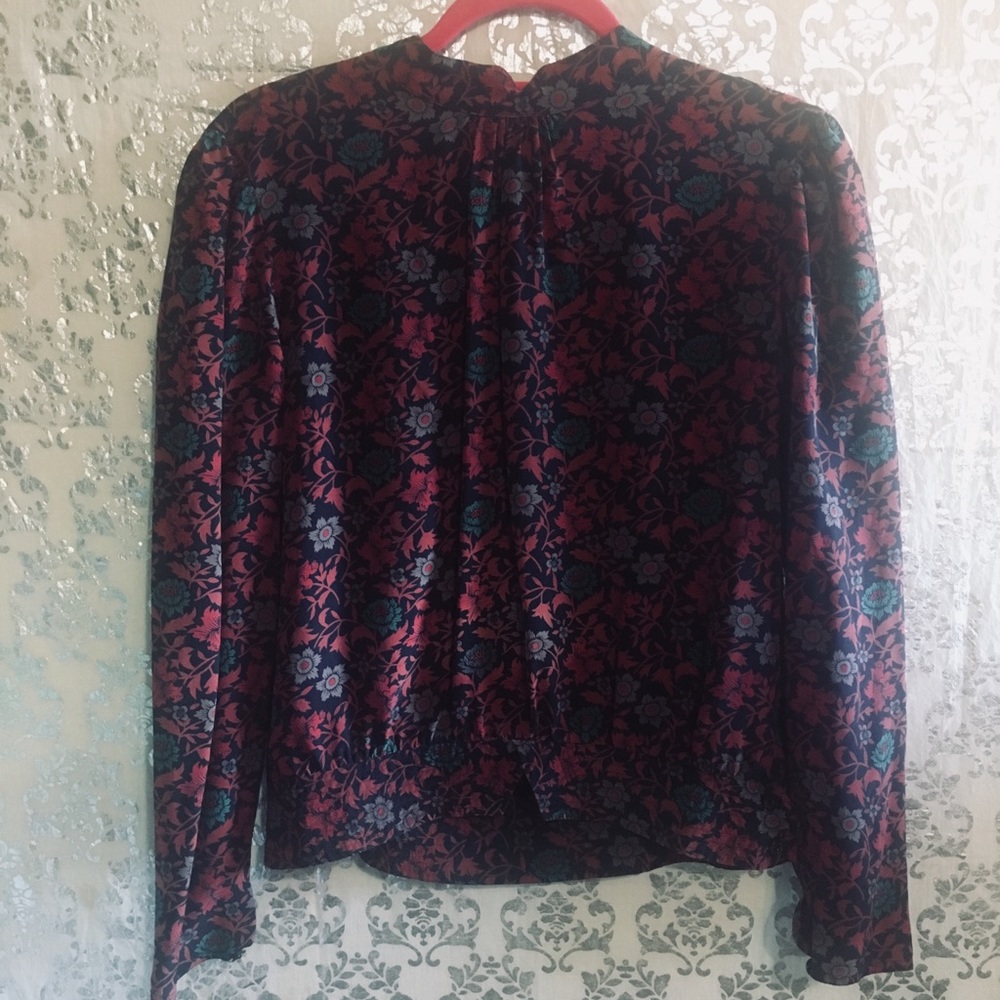 KILLER VINTAGE Silk Crop Top - Picture 2 of 7